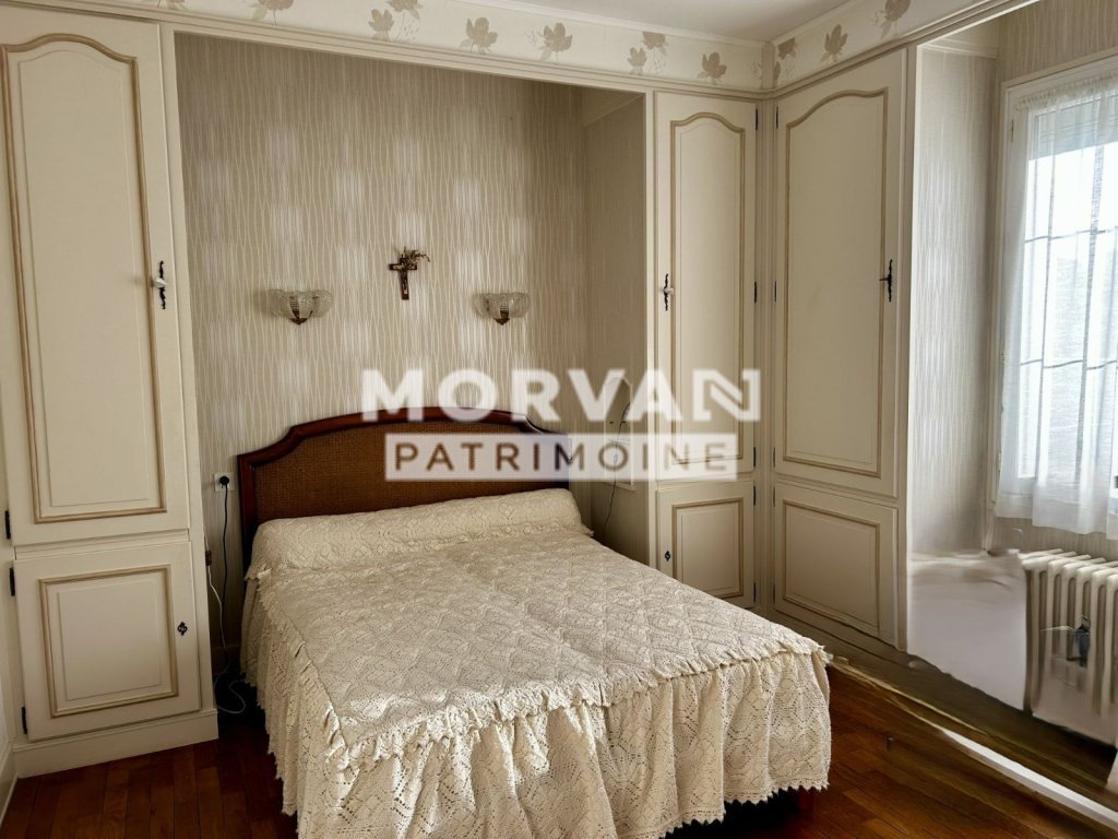 MAISON A VENDRE - CERCY LA TOUR - 149.65 m2 - 172�000�&euro;