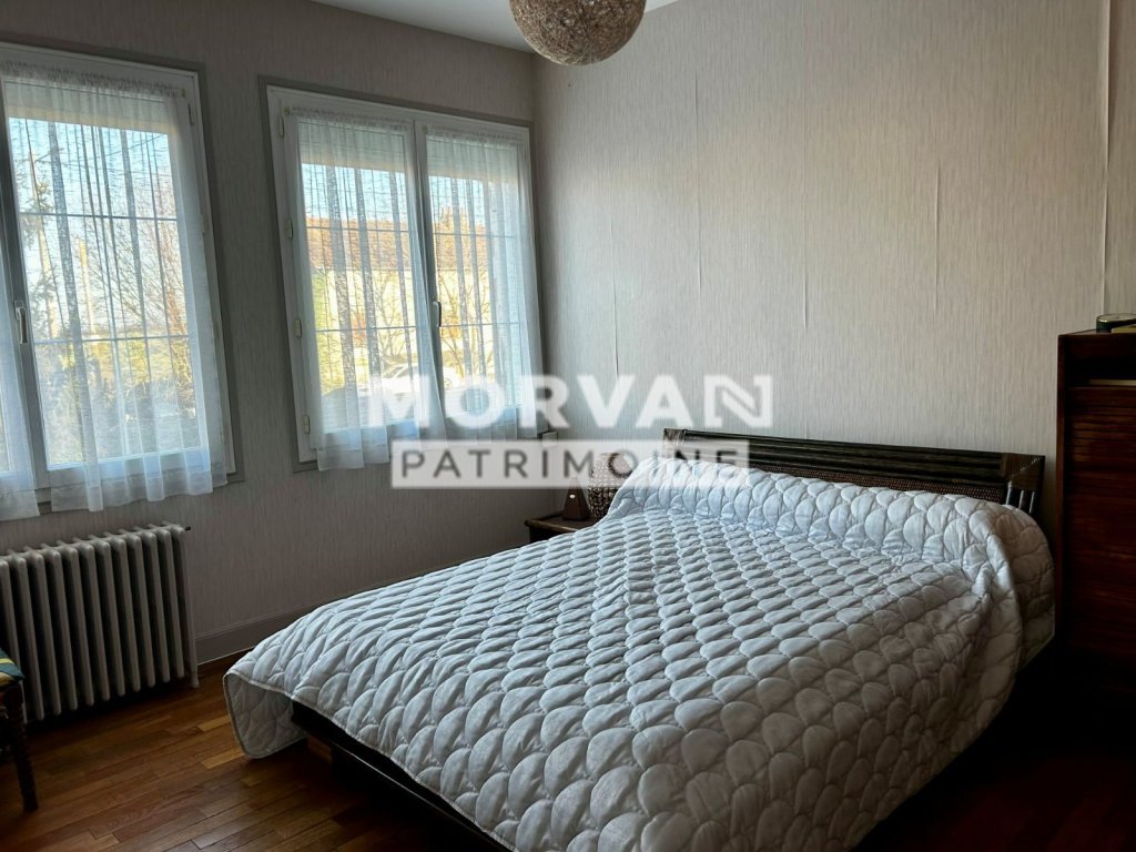 MAISON A VENDRE - CERCY LA TOUR - 149.65 m2 - 172�000�&euro;