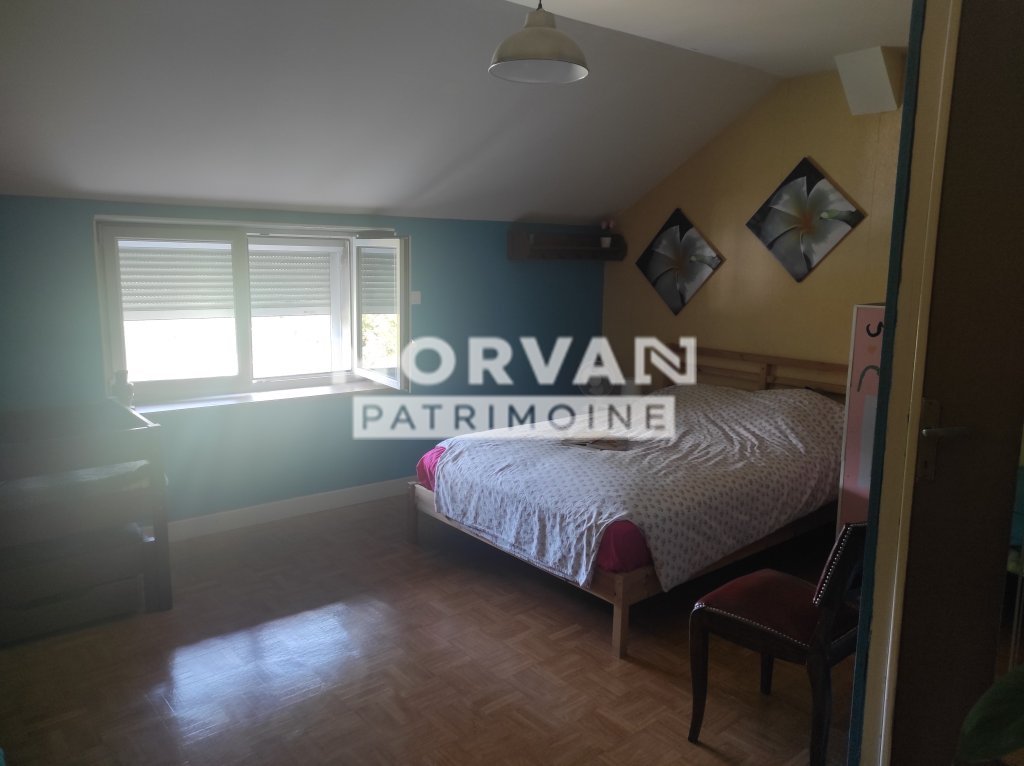 MAISON A VENDRE - CHATEAU CHINON CAMPAGNE - 163.58 m2 - 129�000�&euro;