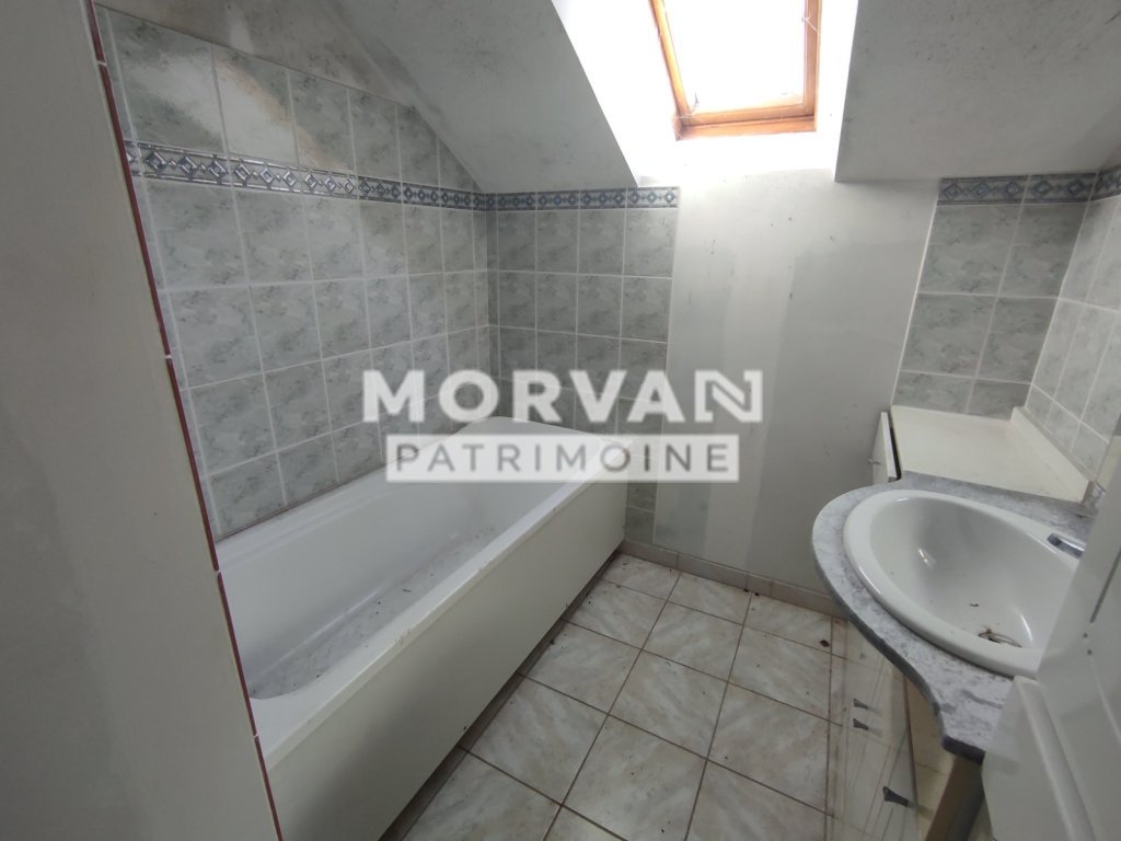 MAISON A VENDRE - CHATEAU CHINON CAMPAGNE - 145.12 m2 - 110 000 &euro;