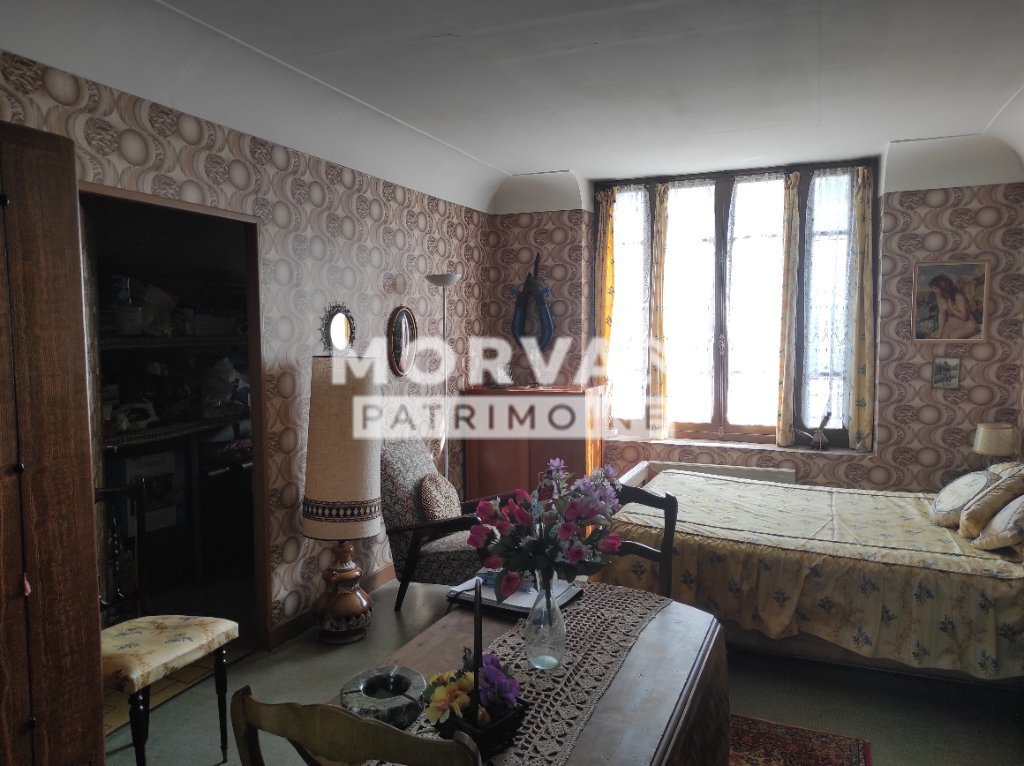 MAISON A VENDRE - CHATEAU CHINON CAMPAGNE - 102.11 m2 - 70�000�&euro;