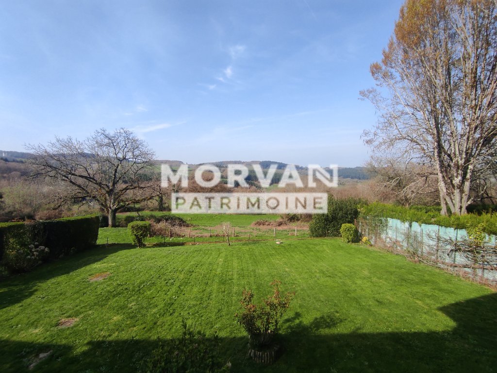 MAISON A VENDRE - CHATEAU CHINON CAMPAGNE - 102.11 m2 - 70�000�&euro;