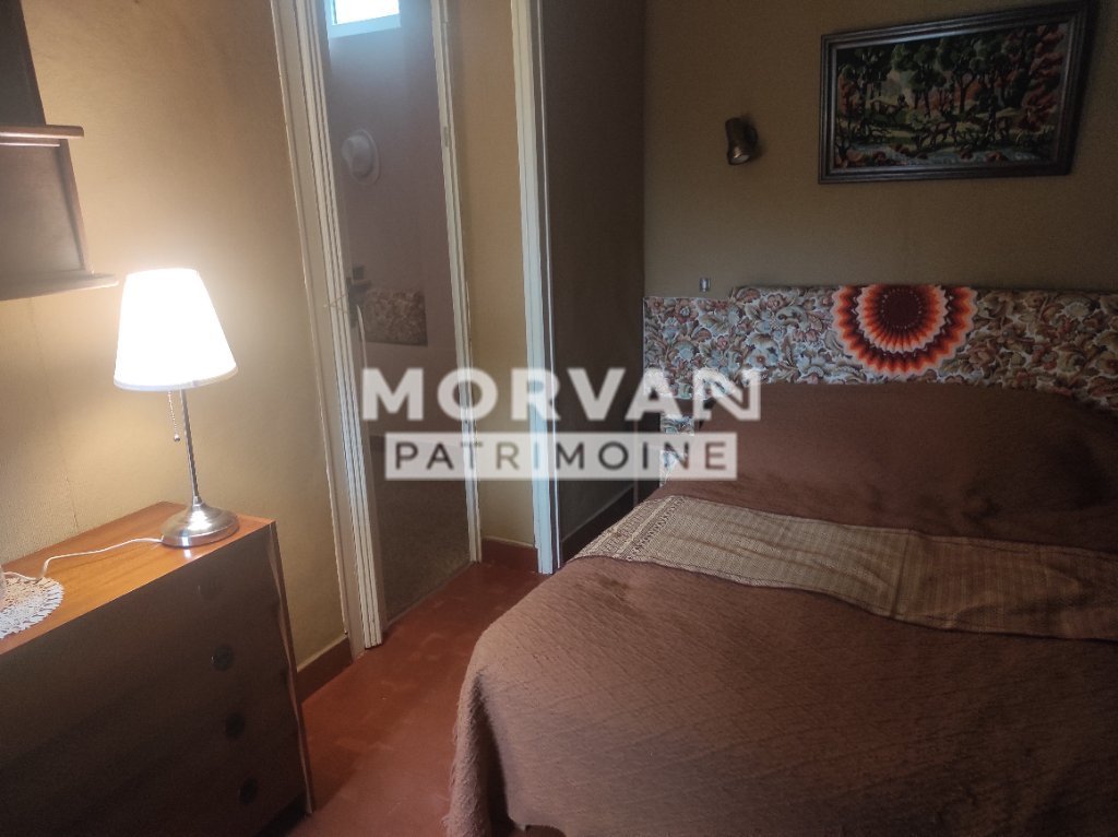 MAISON A VENDRE - CHATEAU CHINON VILLE - 150.02 m2 - 69�000�&euro;