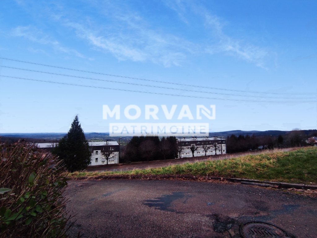 MAISON A VENDRE - CHATEAU CHINON VILLE - 150.02 m2 - 69�000�&euro;