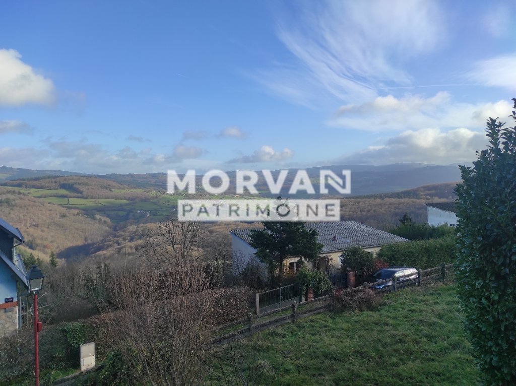 MAISON A VENDRE - CHATEAU CHINON VILLE - 77.38 m2 - 82�000�&euro;