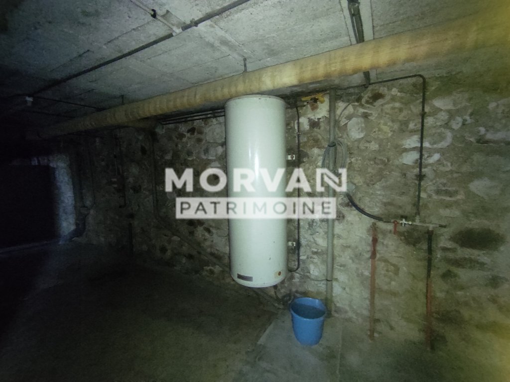 MAISON A VENDRE - CHATEAU CHINON VILLE - 77.38 m2 - 82�000�&euro;