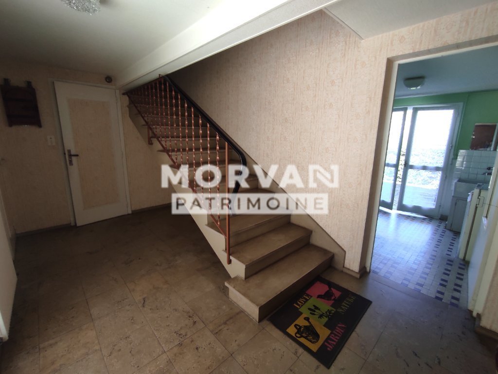 MAISON A VENDRE - CHATEAU CHINON VILLE - 137.69 m2 - 65�000�&euro;