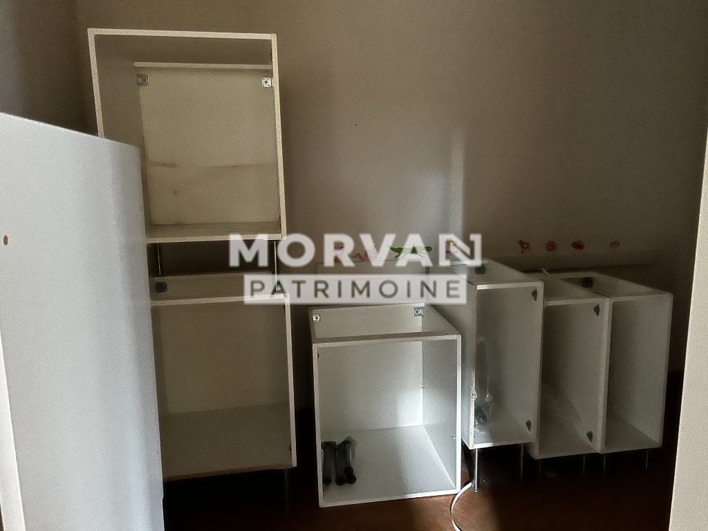 Immeuble de 208 m� A VENDRE - CHATEAU CHINON VILLE - 208.74 m2 - 129�000�&euro;