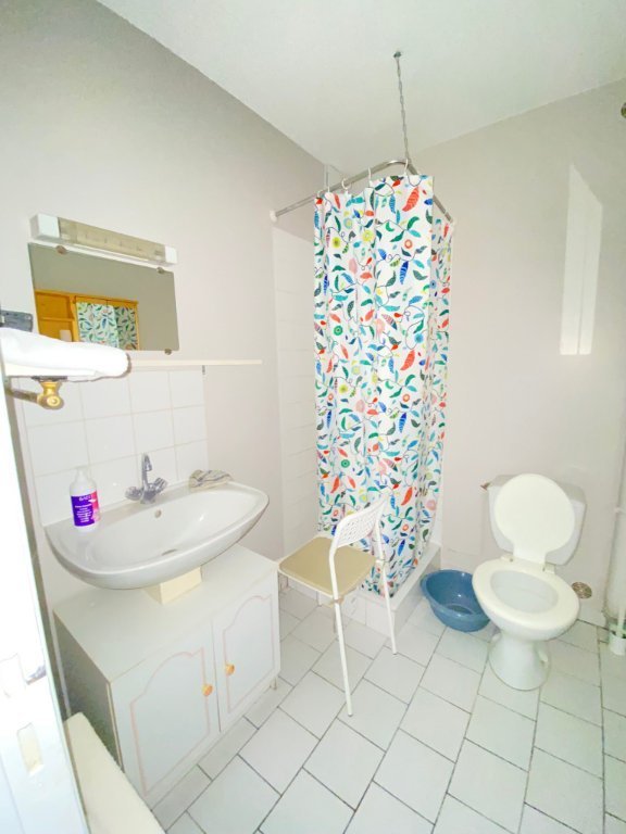 MAISON A VENDRE - CHATEAU CHINON VILLE - 59.9 m2 - 54�000�&euro;