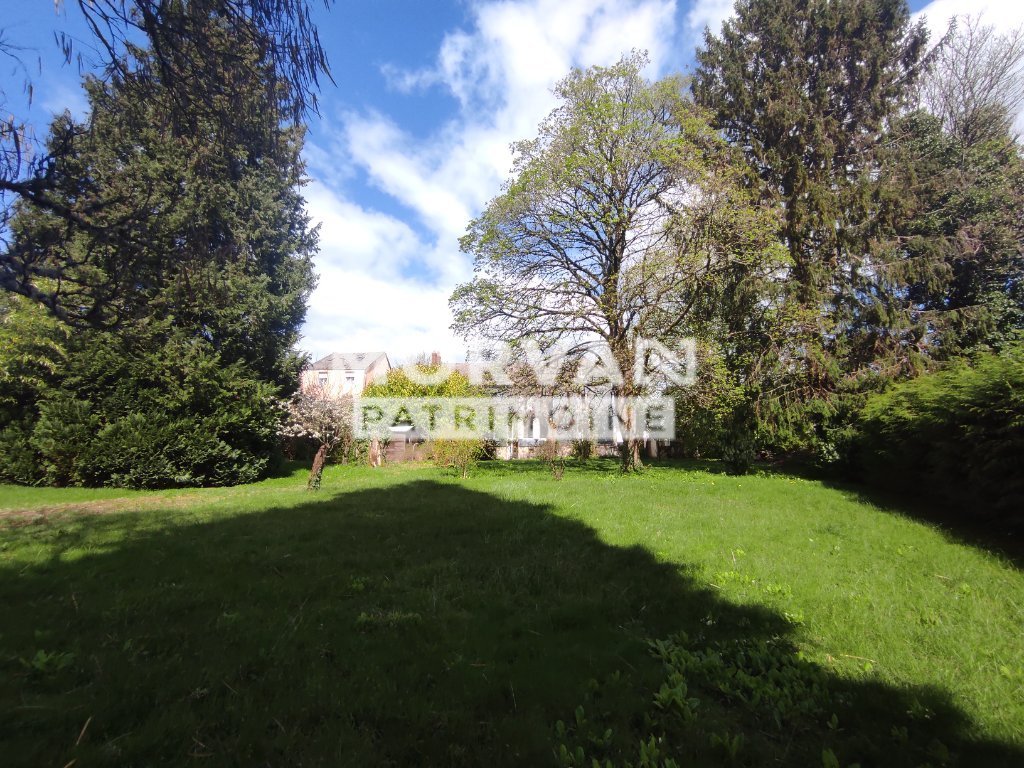 MAISON - CHATEAU CHINON VILLE - 349.38 m2 - VENDU