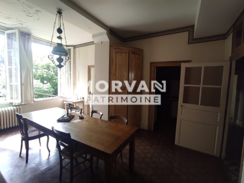 MAISON - CHATEAU CHINON VILLE - 349.38 m2 - VENDU