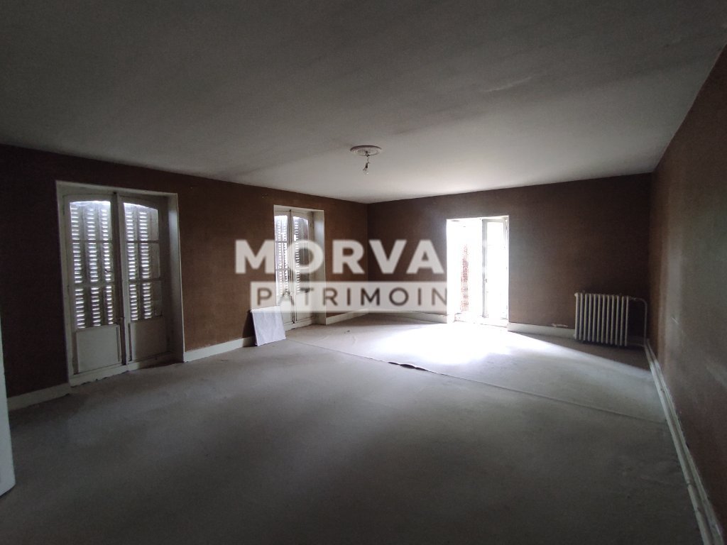 MAISON - CHATEAU CHINON VILLE - 349.38 m2 - VENDU