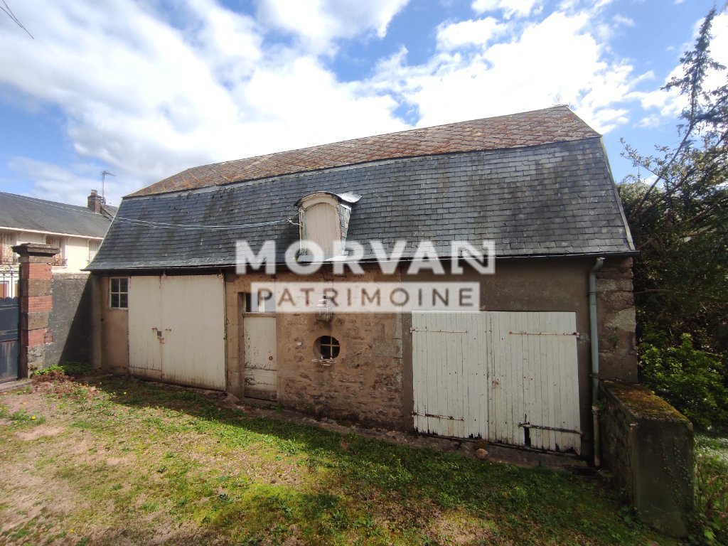 MAISON - CHATEAU CHINON VILLE - 349.38 m2 - VENDU