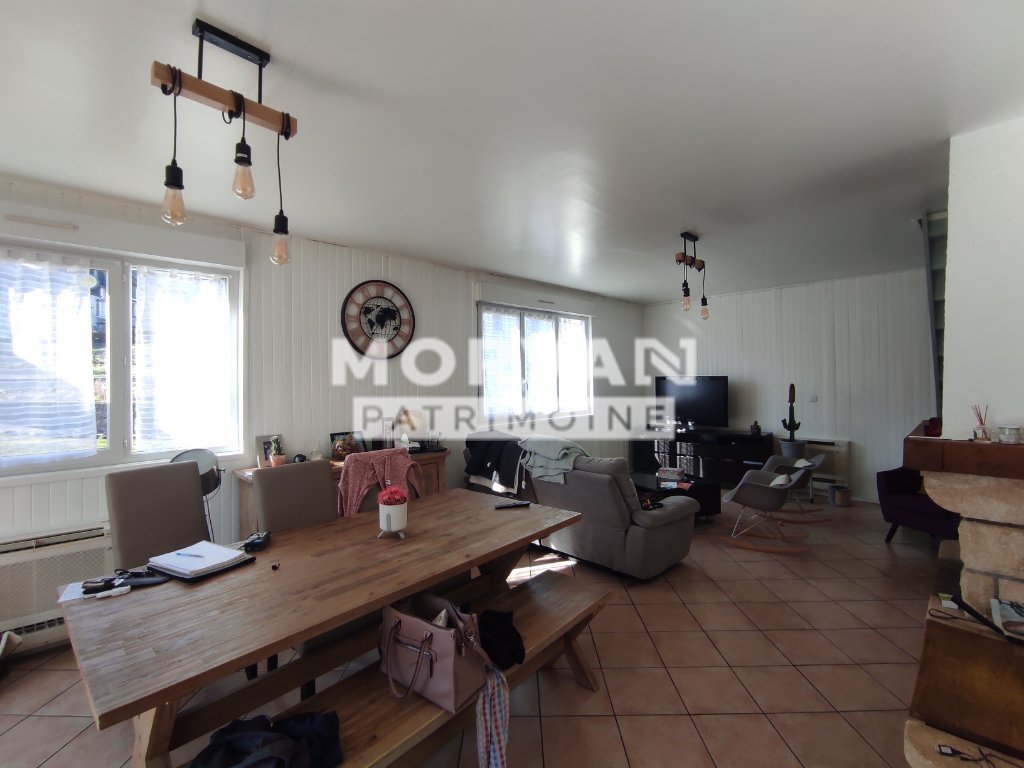 MAISON A VENDRE - CHATEAU CHINON VILLE - 120 m2 - 138 000 &euro;