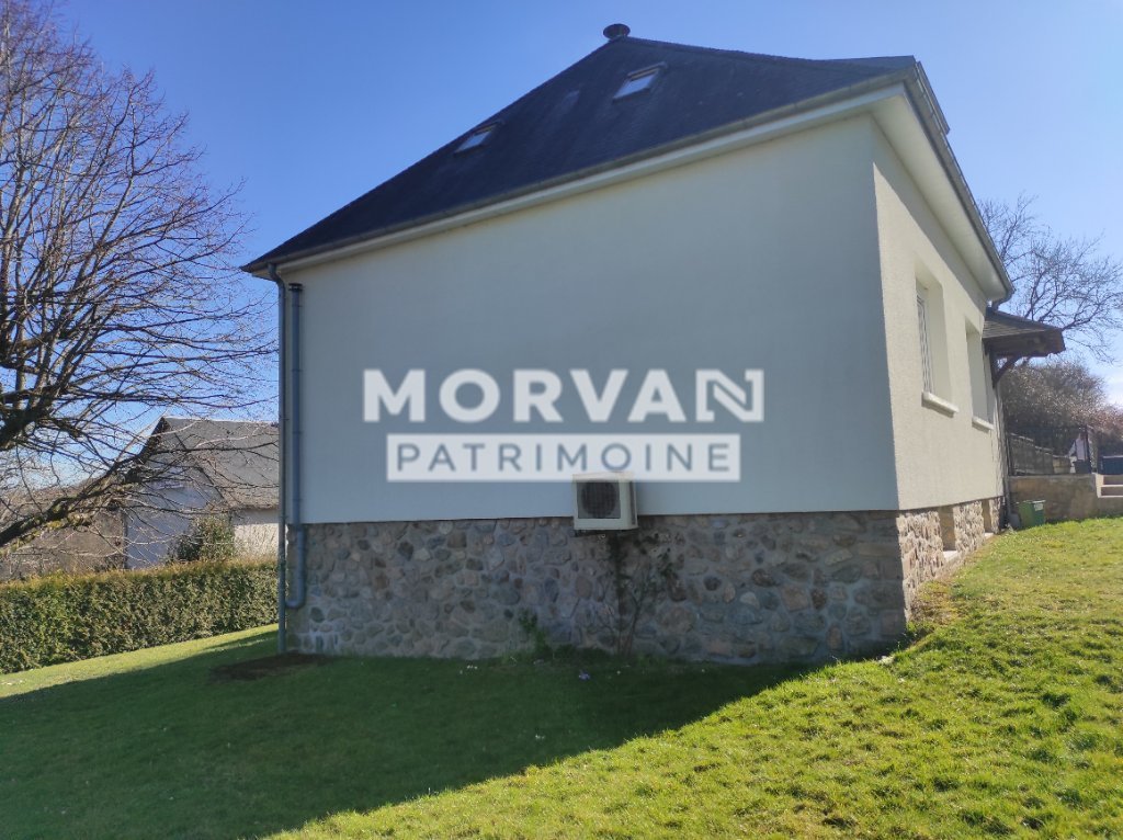 MAISON A VENDRE - CHATEAU CHINON VILLE - 120 m2 - 138 000 &euro;