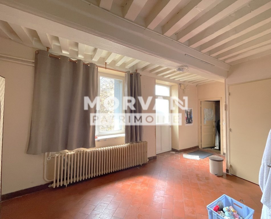 MAISON A VENDRE - CHATEAU CHINON VILLE - 190 m2 - 88 000 &euro;