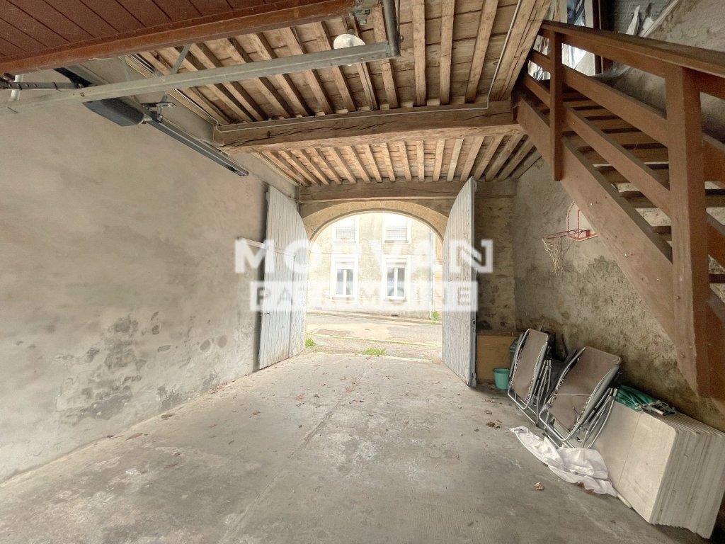 MAISON A VENDRE - CHATEAU CHINON VILLE - 190 m2 - 88 000 &euro;