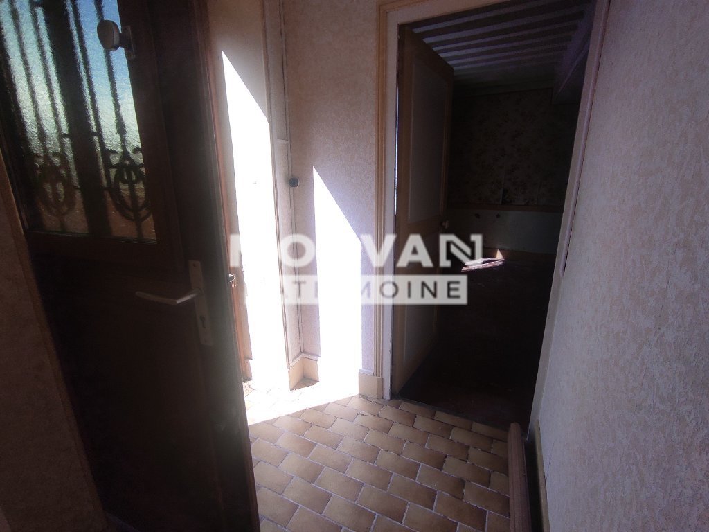 MAISON A VENDRE - CHATEAU CHINON VILLE - 142.91 m2 - 24 000 &euro;