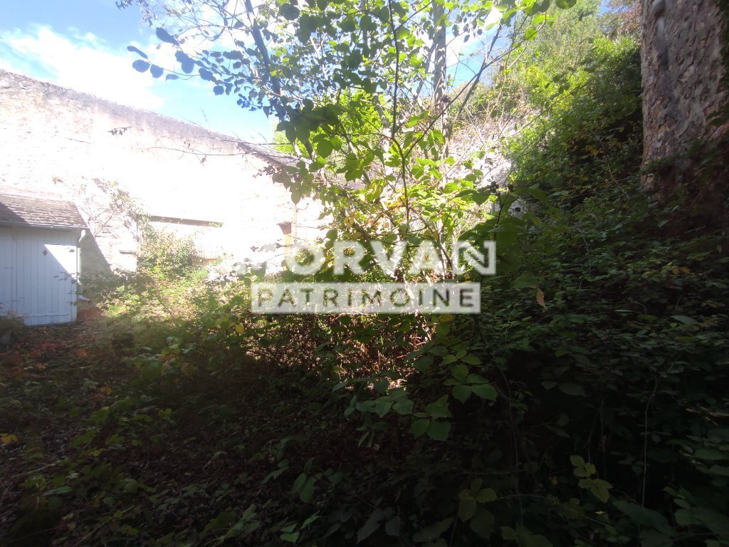 MAISON A VENDRE - CHATEAU CHINON VILLE - 142.91 m2 - 24 000 &euro;