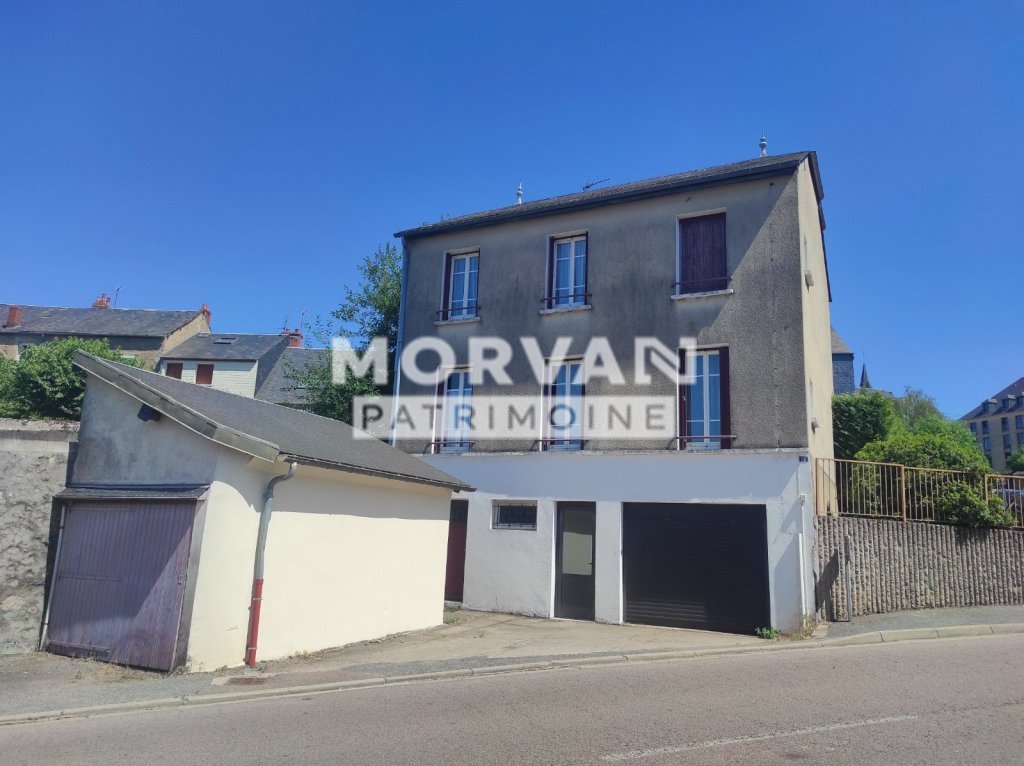 MAISON A VENDRE - CHATEAU CHINON VILLE - 115.61 m2 - 93 500 &euro;