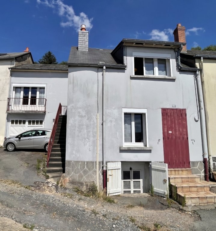 MAISON A VENDRE - CHATEAU CHINON VILLE - 84.39 m2 - 55 000 &euro;