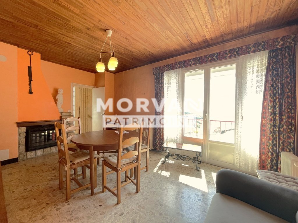 MAISON A VENDRE - CHATEAU CHINON VILLE - 84.39 m2 - 55 000 &euro;