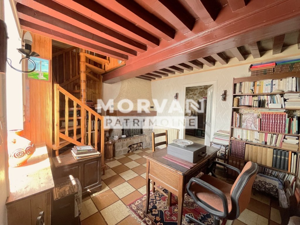 MAISON A VENDRE - CHATEAU CHINON VILLE - 84.39 m2 - 55 000 &euro;