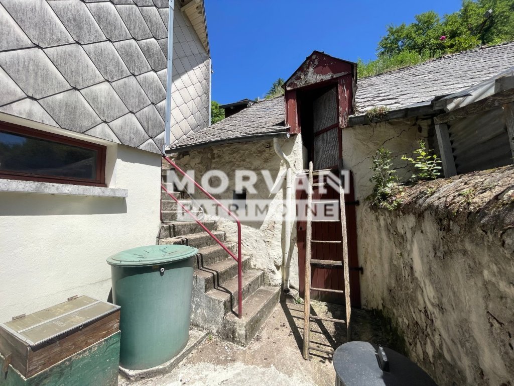 MAISON A VENDRE - CHATEAU CHINON VILLE - 84.39 m2 - 55 000 &euro;