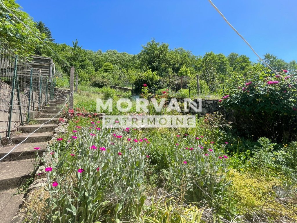 MAISON A VENDRE - CHATEAU CHINON VILLE - 84.39 m2 - 55 000 &euro;