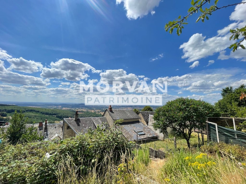 MAISON A VENDRE - CHATEAU CHINON VILLE - 84.39 m2 - 55 000 &euro;