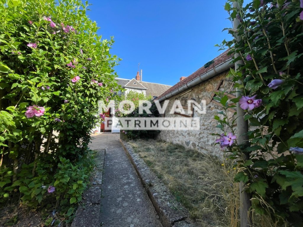 MAISON A VENDRE - CHATEAU CHINON VILLE - 61.8 m2 - 57 000 &euro;
