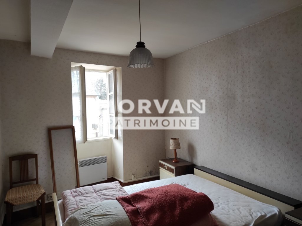 MAISON A VENDRE - CHATEAU CHINON VILLE - 62.44 m2 - 29 900 &euro;