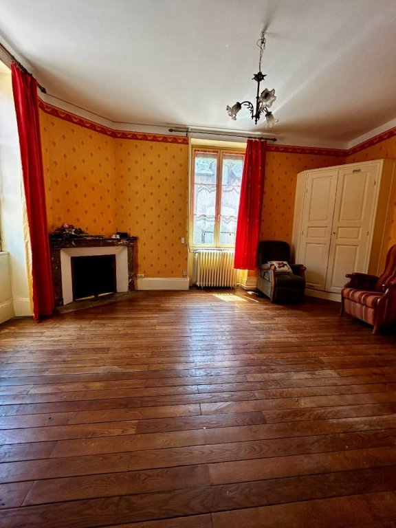 MAISON A VENDRE - CHATILLON EN BAZOIS - 173.12 m2 - 99 000 &euro;