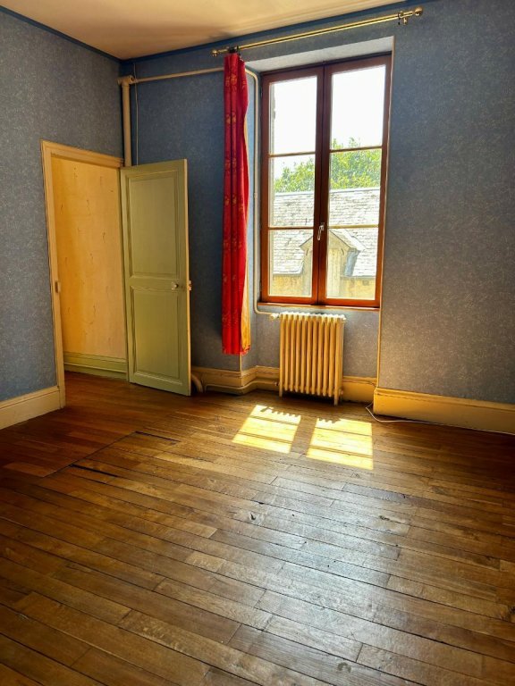 MAISON A VENDRE - CHATILLON EN BAZOIS - 173.12 m2 - 99 000 &euro;