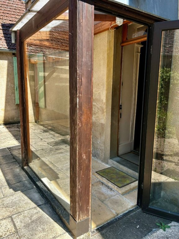 MAISON A VENDRE - CHATILLON EN BAZOIS - 173.12 m2 - 99 000 &euro;