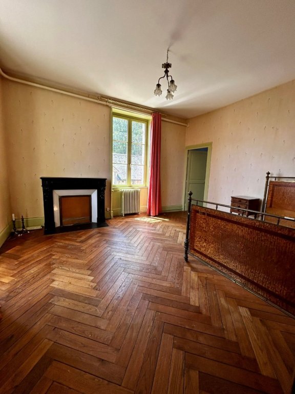 MAISON A VENDRE - CHATILLON EN BAZOIS - 173.12 m2 - 99 000 &euro;