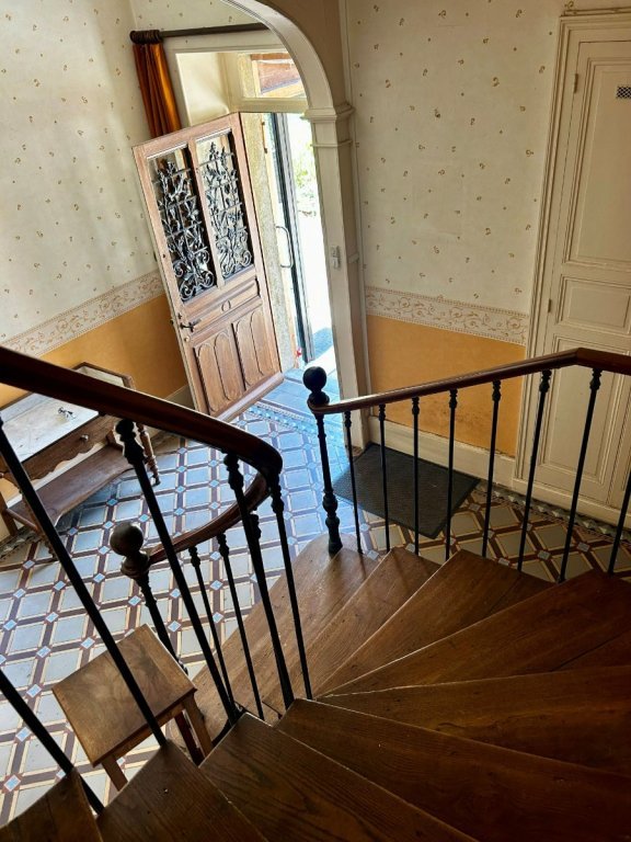 MAISON A VENDRE - CHATILLON EN BAZOIS - 173.12 m2 - 99 000 &euro;
