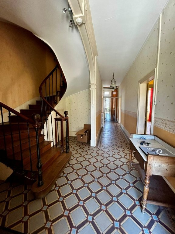 MAISON A VENDRE - CHATILLON EN BAZOIS - 173.12 m2 - 99 000 &euro;