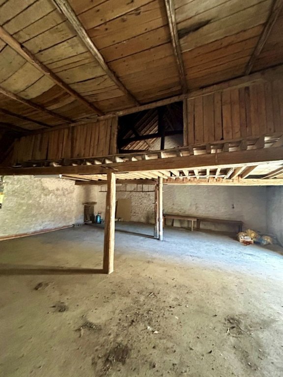 MAISON A VENDRE - CHATILLON EN BAZOIS - 173.12 m2 - 99 000 &euro;