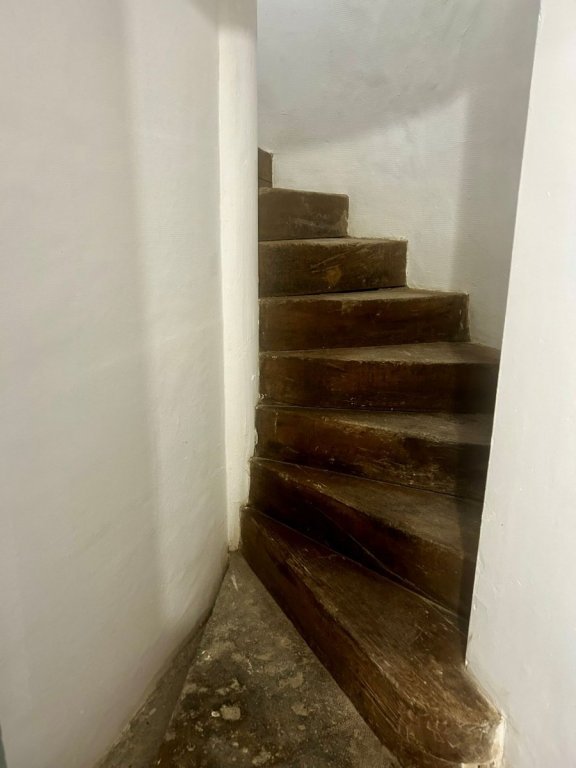 MAISON A VENDRE - CHATILLON EN BAZOIS - 180.38 m2 - 82 000 &euro;