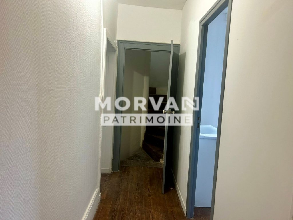 MAISON A VENDRE - CHATILLON EN BAZOIS - 180.38 m2 - 82 000 &euro;