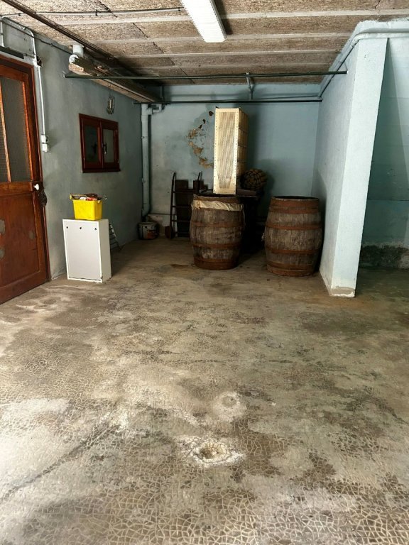 MAISON A VENDRE - CHATILLON EN BAZOIS - 114.95 m2 - 68 000 &euro;