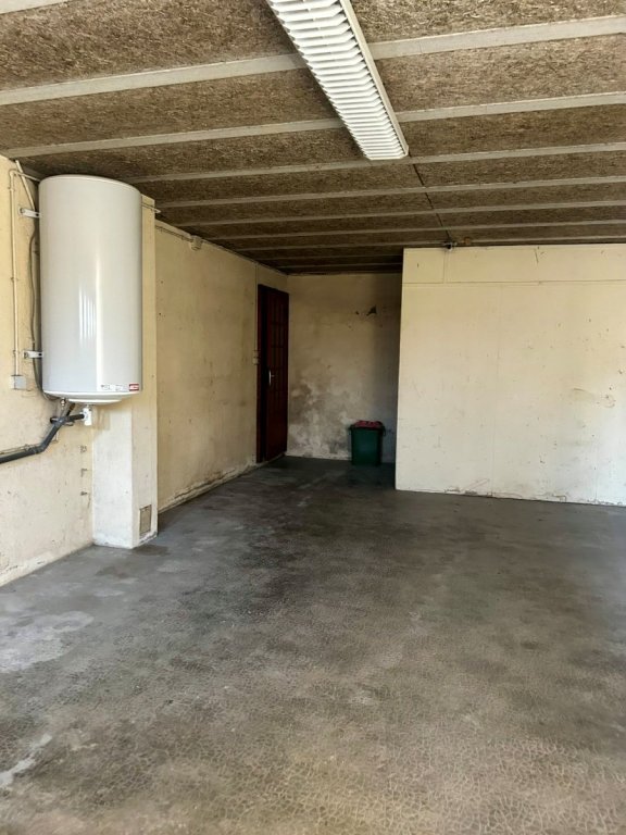 MAISON A VENDRE - CHATILLON EN BAZOIS - 114.95 m2 - 68 000 &euro;