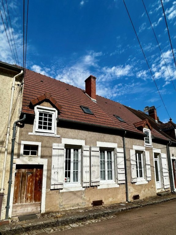 MAISON A VENDRE - CHATILLON EN BAZOIS - 145 m2 - 125 000 &euro;