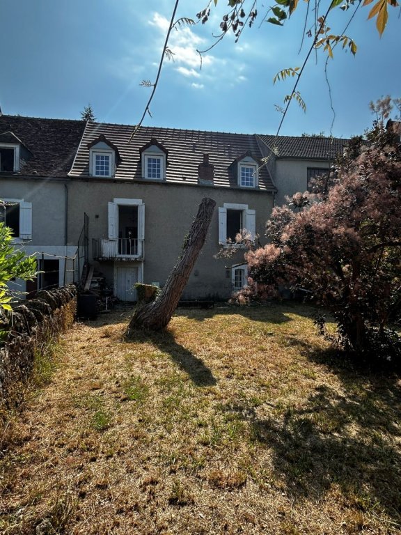 MAISON A VENDRE - CHATILLON EN BAZOIS - 145 m2 - 125 000 &euro;