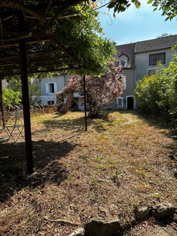 MAISON A VENDRE - CHATILLON EN BAZOIS - 145 m2 - 125 000 &euro;