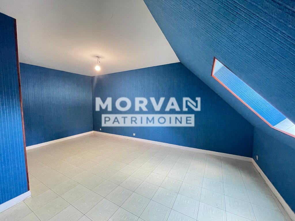 Maison 6 pièces, 4 chambres A VENDRE - MAUX - 138.47 m2 - 88 000 &euro;