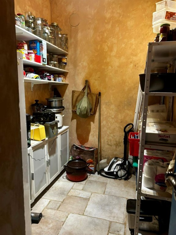 MAISON A VENDRE - MONTAPAS - 185.93 m2 - 120 000 &euro;