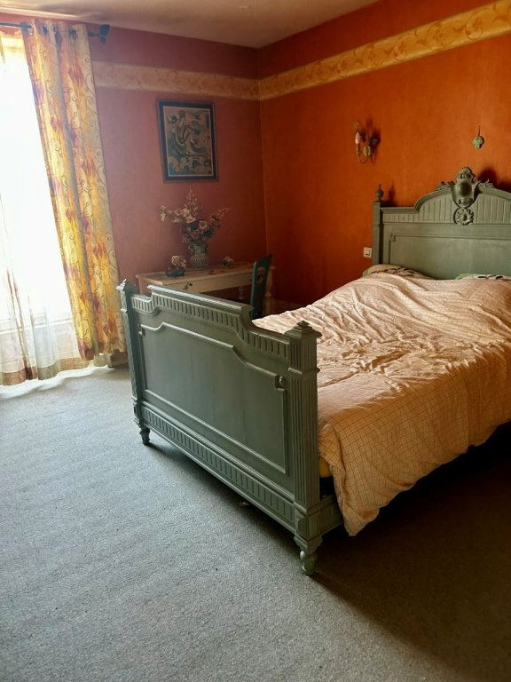 MAISON A VENDRE - MONTAPAS - 185.93 m2 - 120 000 &euro;