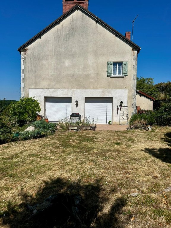 MAISON A VENDRE - MONTAPAS - 185.93 m2 - 120 000 &euro;